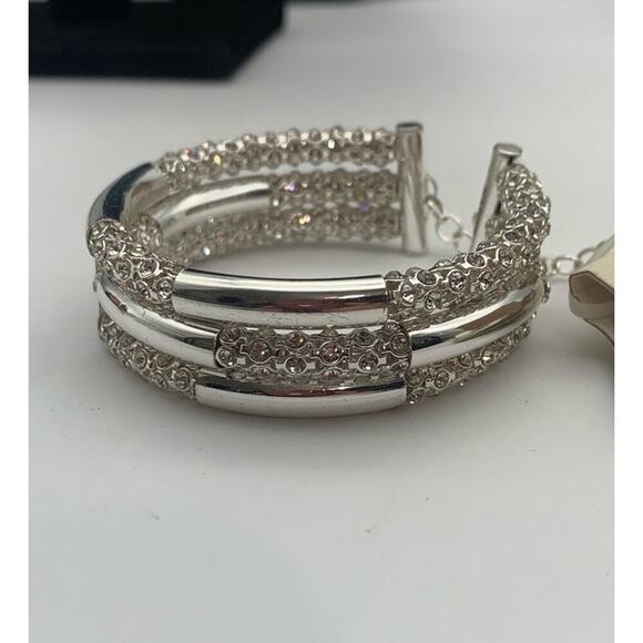 NWT NAPIER Sparkly Silver Tone 3 Row Layered Bangle Bracelet Adjustable Signed - Picture 3 of 6